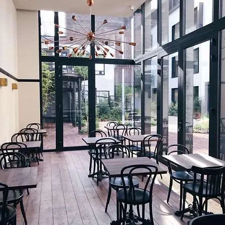 Hotel Latroupe Jardin Secret Brussels
