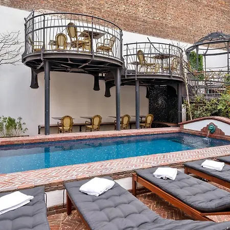 Hotel Latroupe Jardin Secret