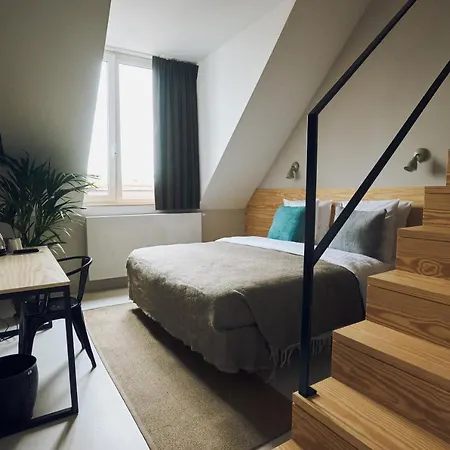 Latroupe Jardin Secret 3* Brussels