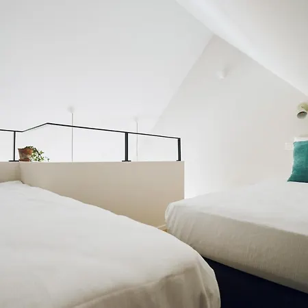 Latroupe Jardin Secret Hotel Brussels